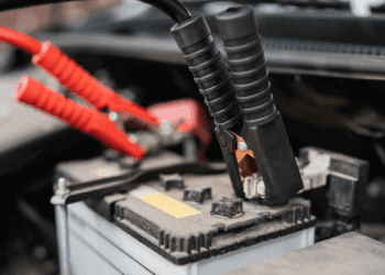 Coches eléctricos con baterías bidireccionales: solución eficaz para almacenar energía renovable