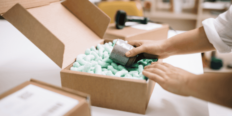 Envío de productos envasados para comercio electrónico en Soria.